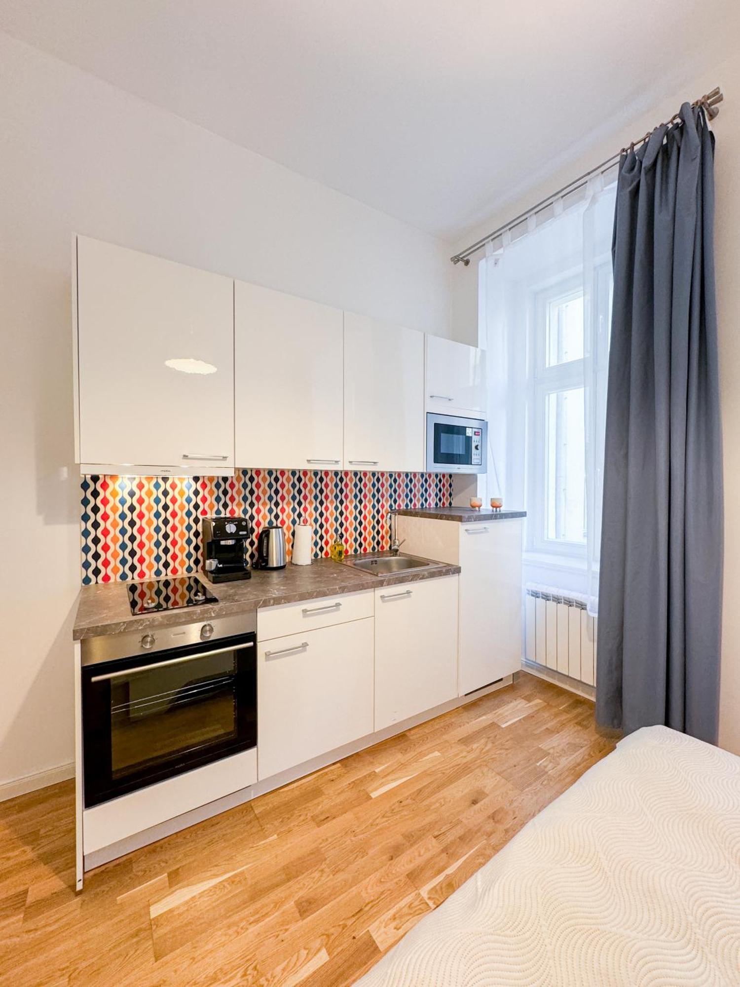 Turnkey I Wenceslas Square Apartments 布拉格 外观 照片
