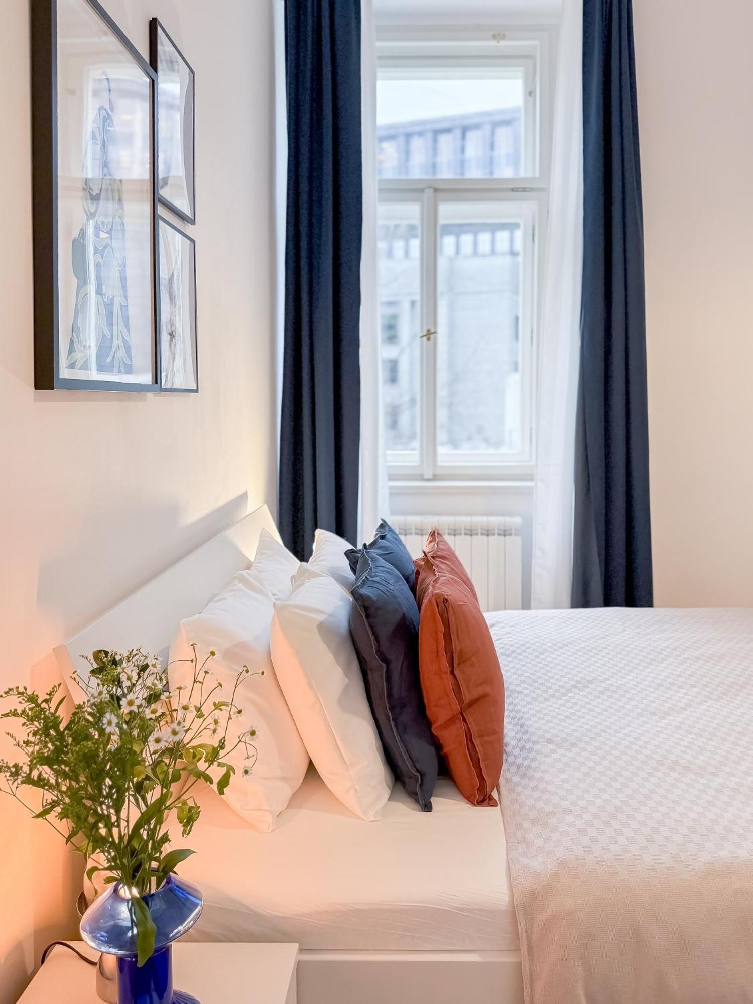 Turnkey I Wenceslas Square Apartments 布拉格 外观 照片